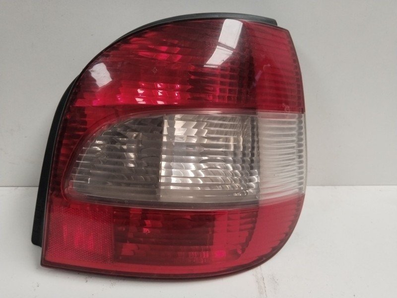 Recambio de piloto trasero derecho para renault scenic (ja..) 1.4 16v fairway referencia OEM IAM 7700428055  