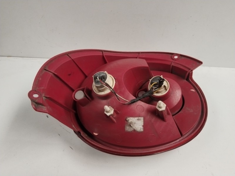 Recambio de piloto trasero derecho para chevrolet matiz s referencia OEM IAM 300412R  