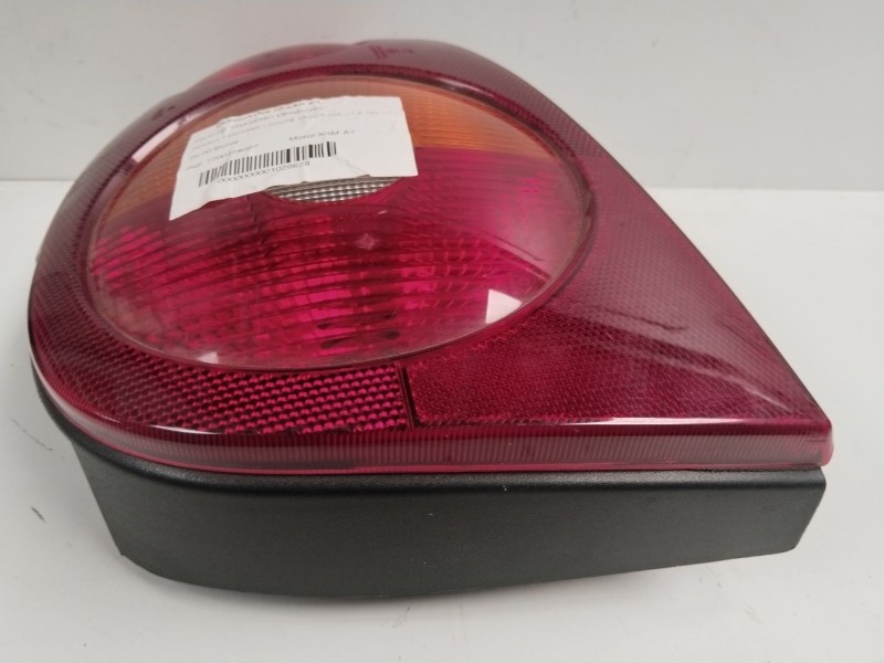 Recambio de piloto trasero derecho para renault megane i coupe fase 2 (da..) 1.6 16v expression referencia OEM IAM 7700428057  