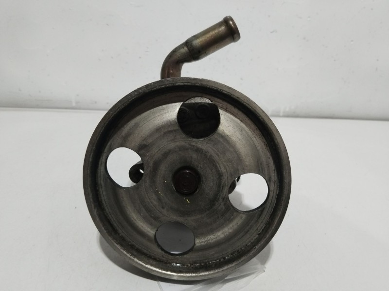 Recambio de bomba direccion para ford fusion (cbk) ambiente referencia OEM IAM 9637000880  