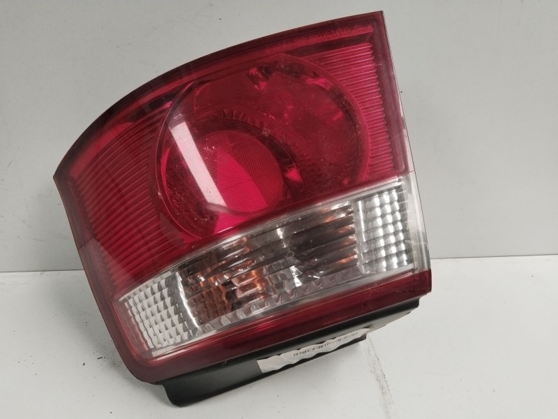 Recambio de piloto trasero derecho para kia carens 2.0 crdi ex monovolumen referencia OEM IAM 0K2JB51150A   Recambio de piloto trasero derecho para kia carens 2.0 crdi ex monovolumen referencia OEM IAM 0K2JB51150A