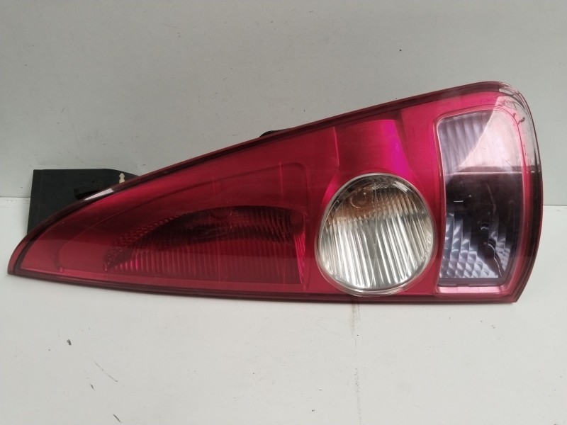 Recambio de piloto trasero derecho para renault espace iv (jk0) dynamique referencia OEM IAM 8200027152  