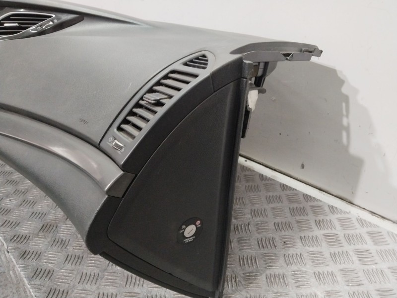 Recambio de salpicadero para hyundai i40 i (vf) 1.7 crdi referencia OEM IAM 847103Z000RY  