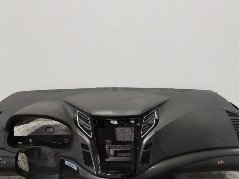 Recambio de salpicadero para hyundai i40 i (vf) 1.7 crdi referencia OEM IAM 847103Z000RY  