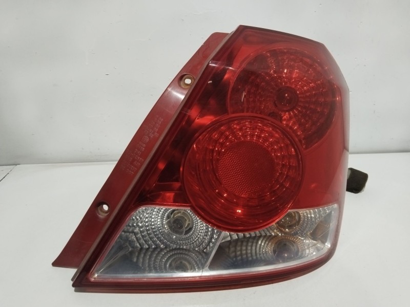 Recambio de piloto trasero derecho para chevrolet aveo / kalos hatchback (t200) 1.2 referencia OEM IAM 300267R  