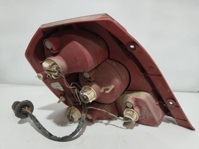 Recambio de piloto trasero derecho para chevrolet aveo / kalos hatchback (t200) 1.2 referencia OEM IAM 300267R  