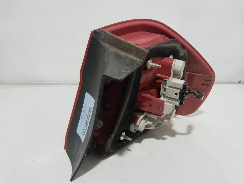 Recambio de piloto trasero izquierdo para bmw 3 (e90) 320 d referencia OEM IAM 63210406879  