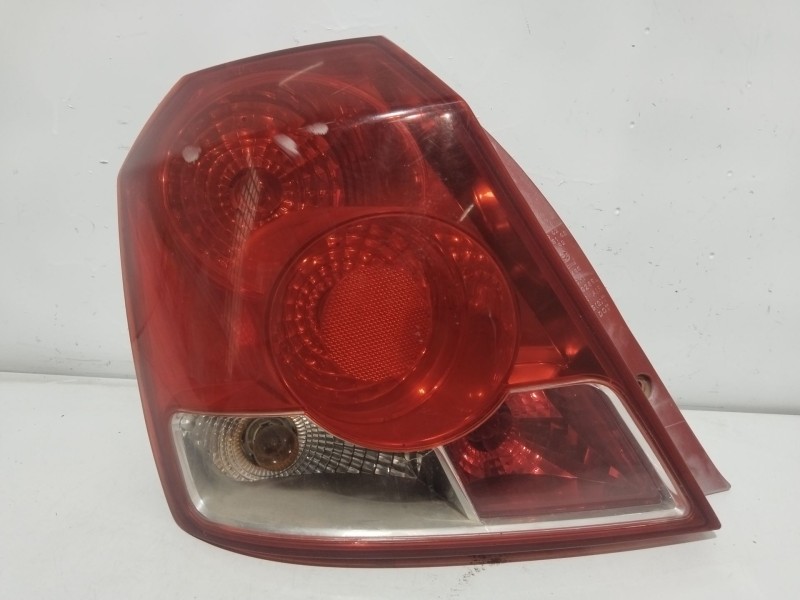 Recambio de piloto trasero izquierdo para chevrolet aveo / kalos hatchback (t200) 1.2 referencia OEM IAM 300266L  