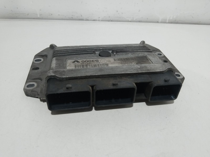 Recambio de centralita motor uce para renault scénic ii (jm0/1_) 1.6 (jm0c, jm0j, jm1b) referencia OEM IAM 215842882A  