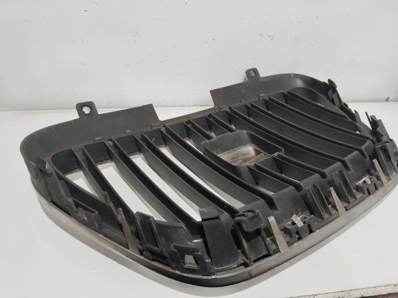 Recambio de rejilla delantera para seat altea xl (5p5, 5p8) 1.9 tdi referencia OEM IAM 5P9853654   Recambio de rejilla delantera para seat altea xl (5p5, 5p8) 1.9 tdi referencia OEM IAM 5P9853654