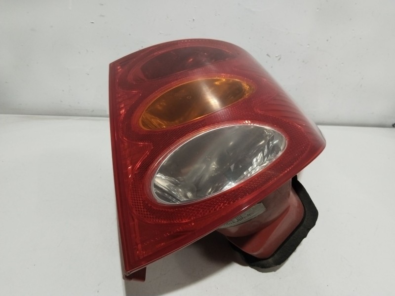 Recambio de piloto trasero derecho para peugeot 1007 (km_) 1.6 16v referencia OEM IAM 6351V5   Recambio de piloto trasero derecho para peugeot 1007 (km_) 1.6 16v referencia OEM IAM 6351V5