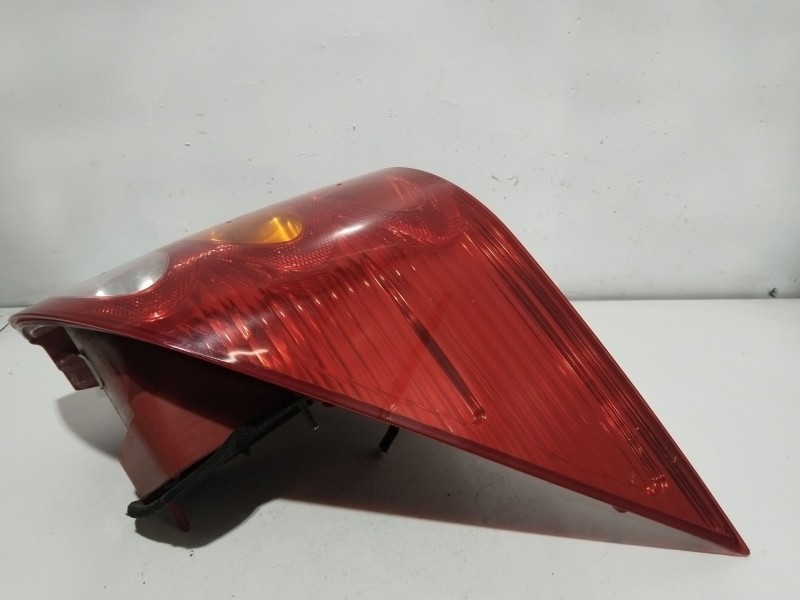 Recambio de piloto trasero derecho para peugeot 1007 (km_) 1.6 16v referencia OEM IAM 6351V5   Recambio de piloto trasero derecho para peugeot 1007 (km_) 1.6 16v referencia OEM IAM 6351V5