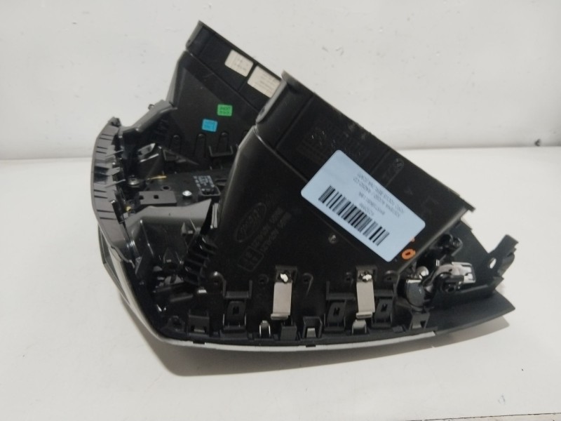 Recambio de sistema audio / radio cd para ford focus berlina (cap) ghia referencia OEM IAM BM5T18K811BA  