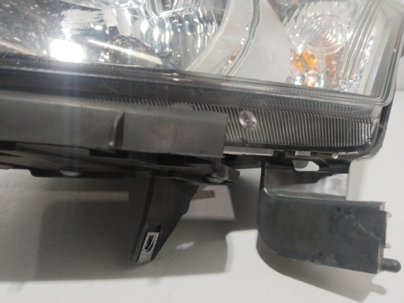 Recambio de faro izquierdo para chevrolet cruze hatchback (j305) 1.7 d referencia OEM IAM 95913326  95137775