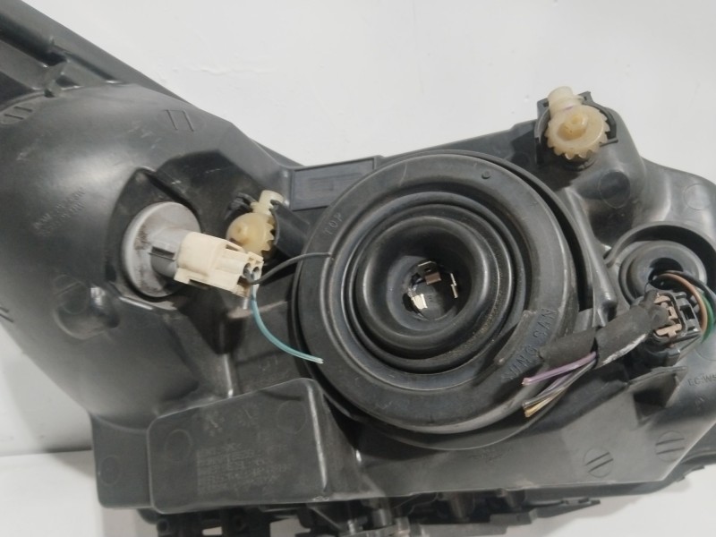 Recambio de faro izquierdo para chevrolet cruze hatchback (j305) 1.7 d referencia OEM IAM 95913326  95137775