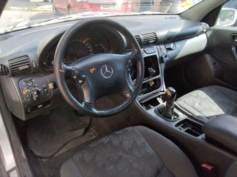 mercedes-benz clase c (w203) del año 2002