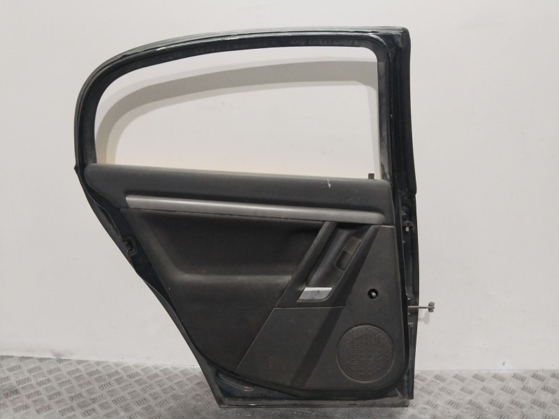 Recambio de puerta trasera izquierda para opel vectra c berlina club referencia OEM IAM  TAXI 