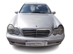 mercedes-benz clase c (w203) del año 2002