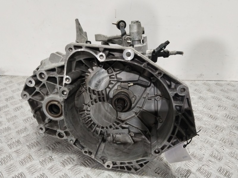 Recambio de caja cambios para opel insignia a sedán (g09) 2.0 cdti (69) referencia OEM IAM 55568685  