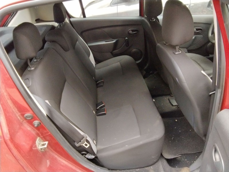 dacia sandero ii del año 2014