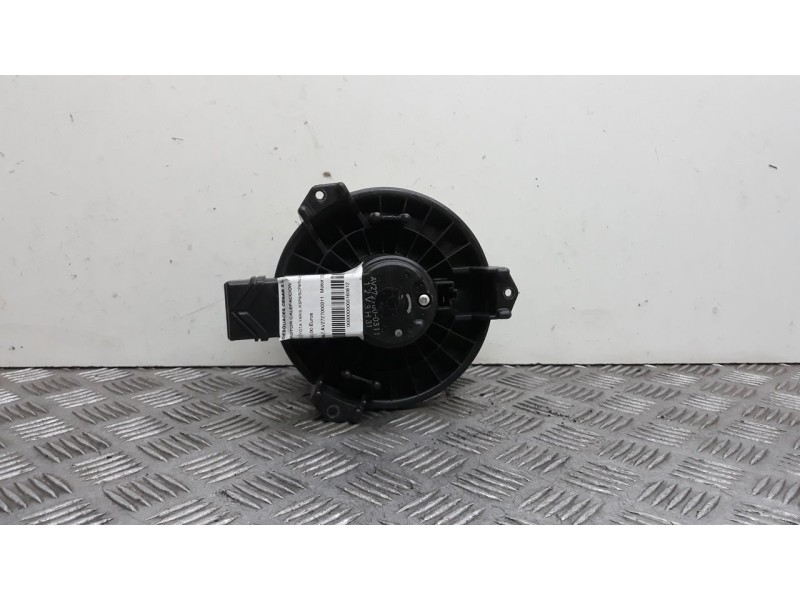 Recambio de motor calefaccion para toyota yaris (ksp9/scp9/nlp9) básico referencia OEM IAM AV2727000311  