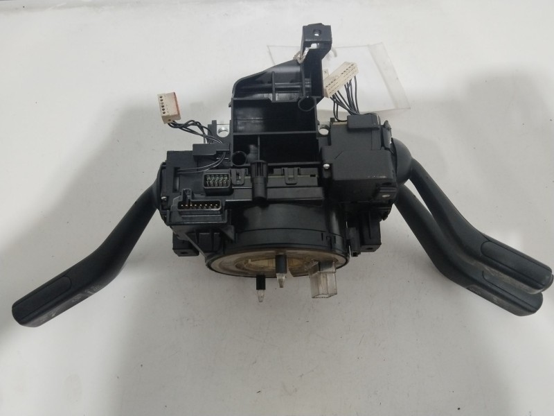 Recambio de mando multifuncion para volkswagen passat berlina (3c2) edition referencia OEM IAM 3C5953513R  3C0959653B