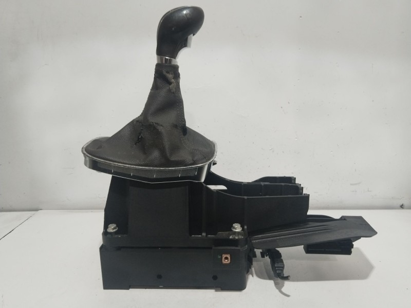 Recambio de palanca cambio para opel insignia a sedán (g09) 2.0 cdti (69) referencia OEM IAM 55563829  