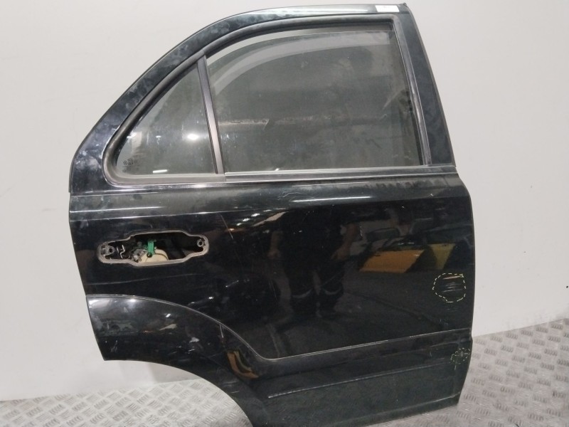 Recambio de puerta trasera derecha para kia sorento i (jc) 2.5 crdi referencia OEM IAM 770043E111  