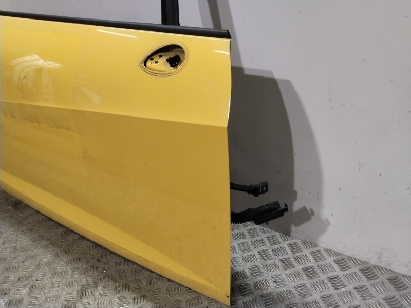 Recambio de puerta delantera derecha para seat ibiza iv sc (6j1, 6p5) 1.2 tdi referencia OEM IAM 6J3831056  AMARILLA