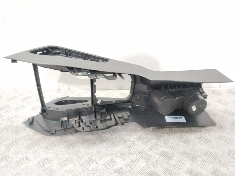 Recambio de consola central para volkswagen scirocco iii (137, 138) 1.4 tsi referencia OEM IAM 1K0863243C  