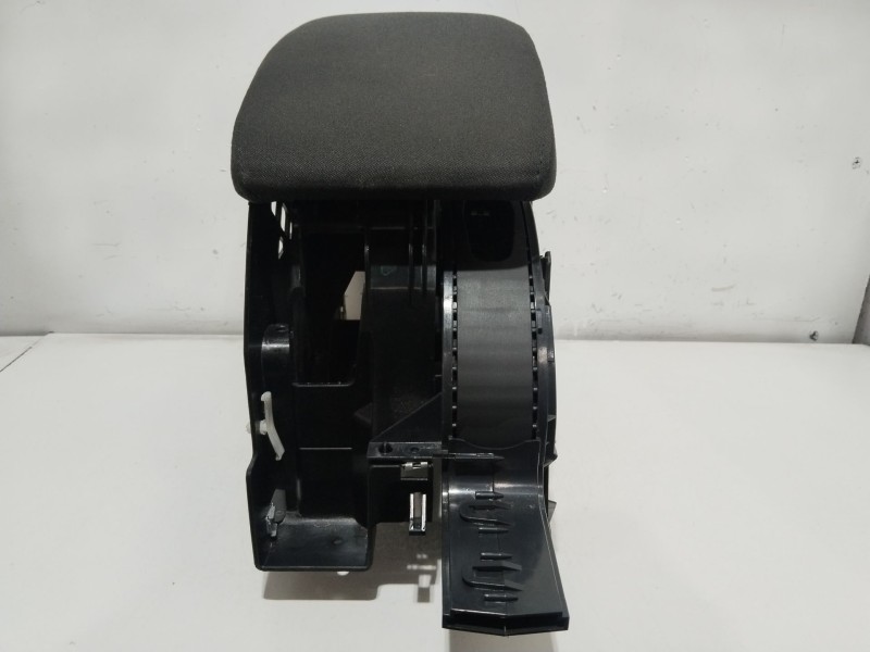 Recambio de apoyabrazos central para volkswagen scirocco iii (137, 138) 1.4 tsi referencia OEM IAM 1K5864251C  