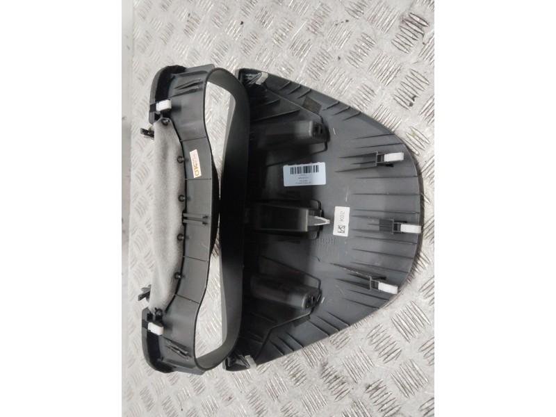 Recambio de moldura para hyundai ioniq (ae) 1.6 gdi hybrid referencia OEM IAM 84830G2000  