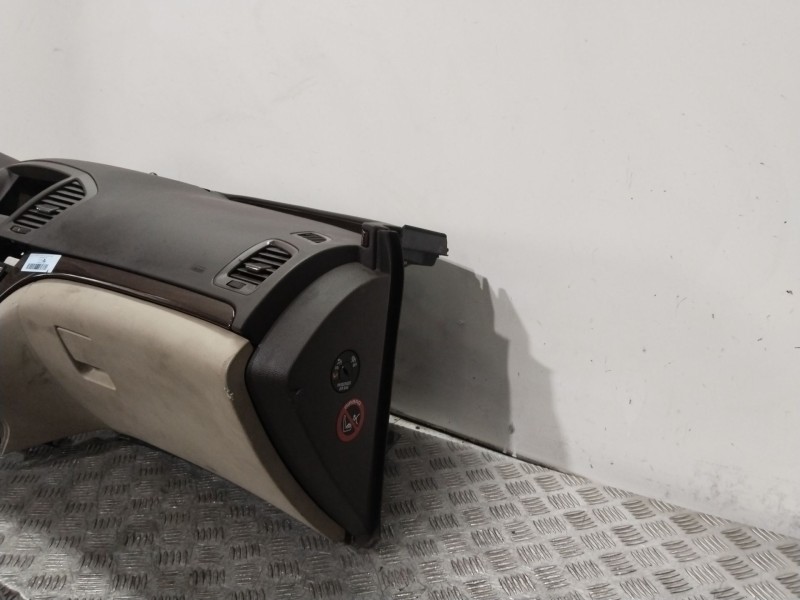 Recambio de salpicadero para opel insignia a sedán (g09) 2.0 cdti (69) referencia OEM IAM 20953073  