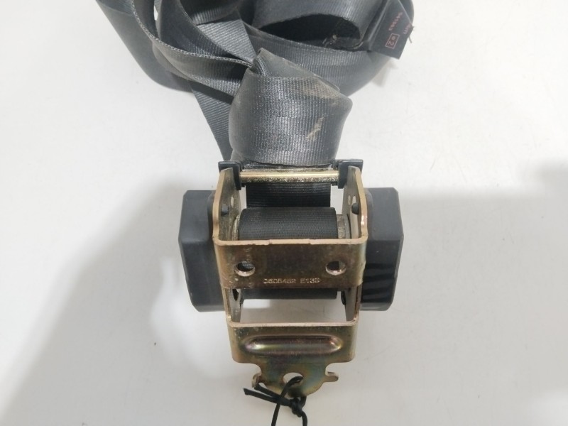Recambio de cinturon seguridad trasero derecho para peugeot 307 cc (3b) 1.6 16v referencia OEM IAM 8974JY  