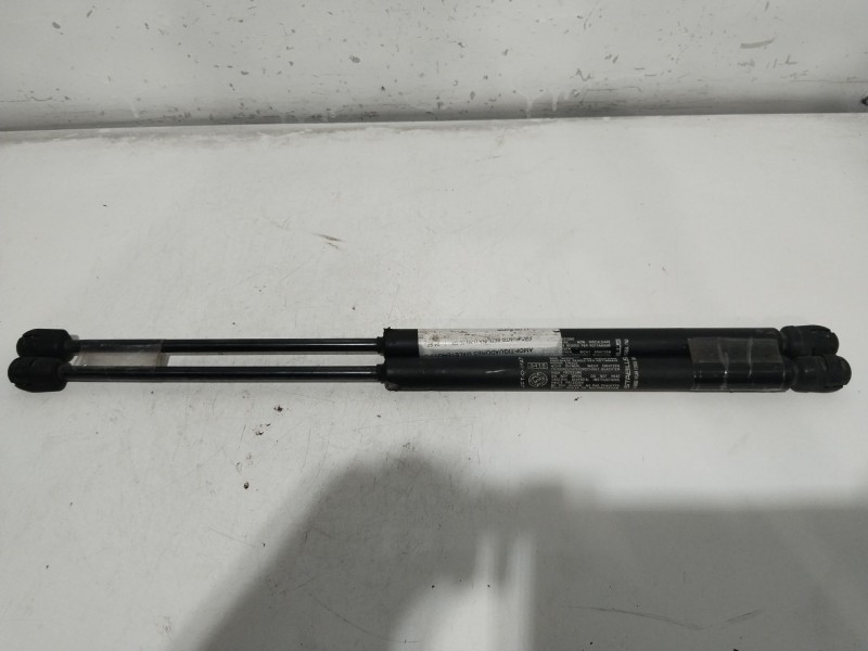 Recambio de amortiguadores maletero / porton para fiat punto berlina (176) 60 sx referencia OEM IAM 0007734566  