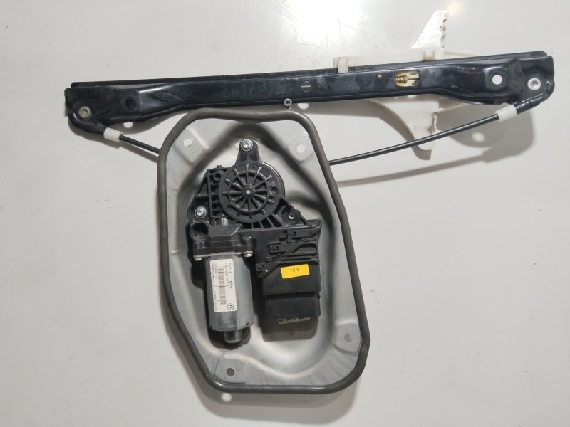 Recambio de elevalunas trasero izquierdo para volkswagen golf v berlina (1k1) gt referencia OEM IAM 1K4839401E  1K0959703K