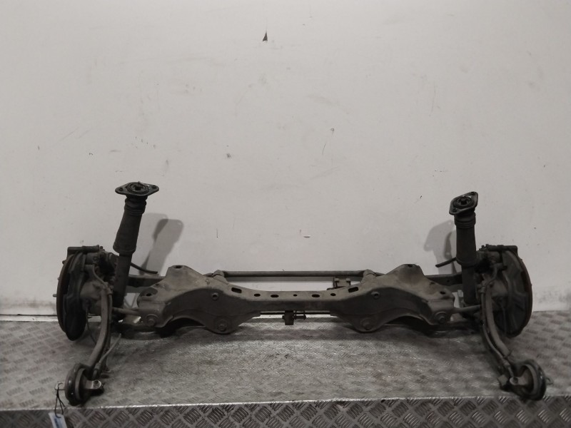 Recambio de puente trasero para hyundai i40 i (vf) 1.7 crdi referencia OEM IAM 554053Z750  