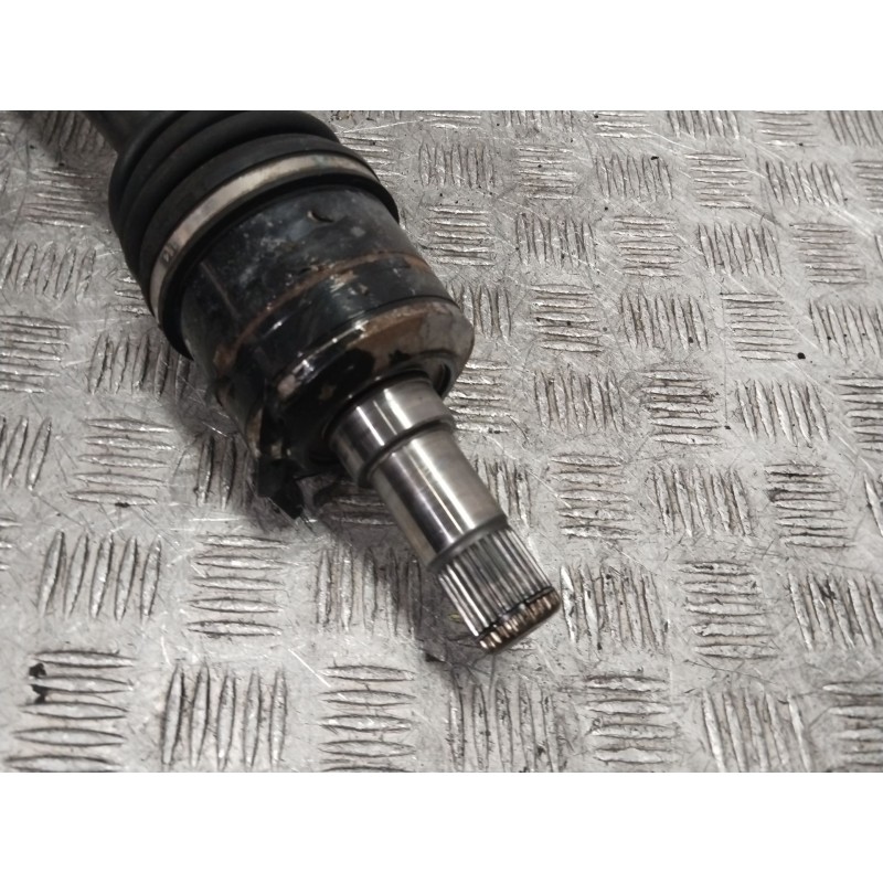 Recambio de transmision delantera izquierda para kia carnival / grand carnival iii (vq) 2.9 crdi referencia OEM IAM 495014D301  