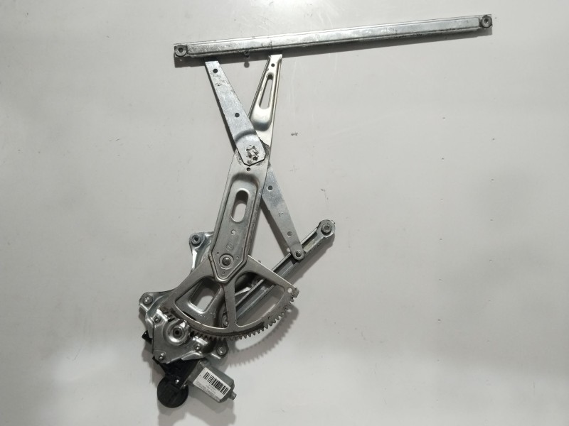 Recambio de elevalunas trasero derecho para toyota prius liftback (_w2_) 1.5 hybrid (nhw20_) referencia OEM IAM 6980152070  