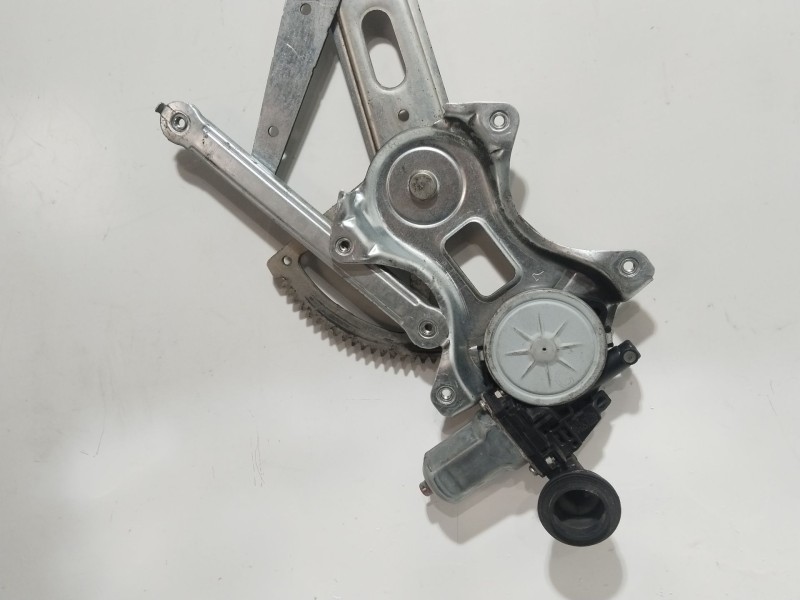 Recambio de elevalunas trasero derecho para toyota prius liftback (_w2_) 1.5 hybrid (nhw20_) referencia OEM IAM 6980152070  