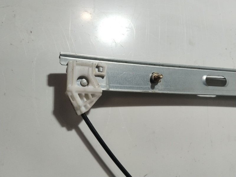 Recambio de elevalunas delantero derecho para mazda 3 berlina (bk) 2.0 sportive referencia OEM IAM G22C5858X  