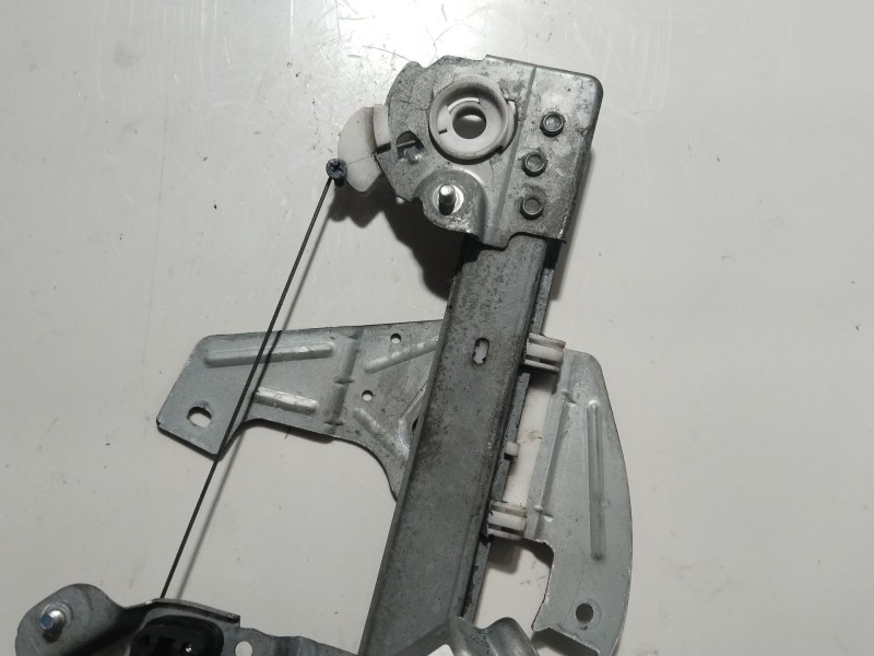 Recambio de elevalunas delantero izquierdo para citroën c1 (pm_, pn_) 1.4 hdi referencia OEM IAM 400843B  