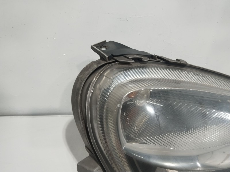 Recambio de faro derecho para mercedes-benz clase a (w168) a 160 (168.033, 168.133) referencia OEM IAM 0301192202  