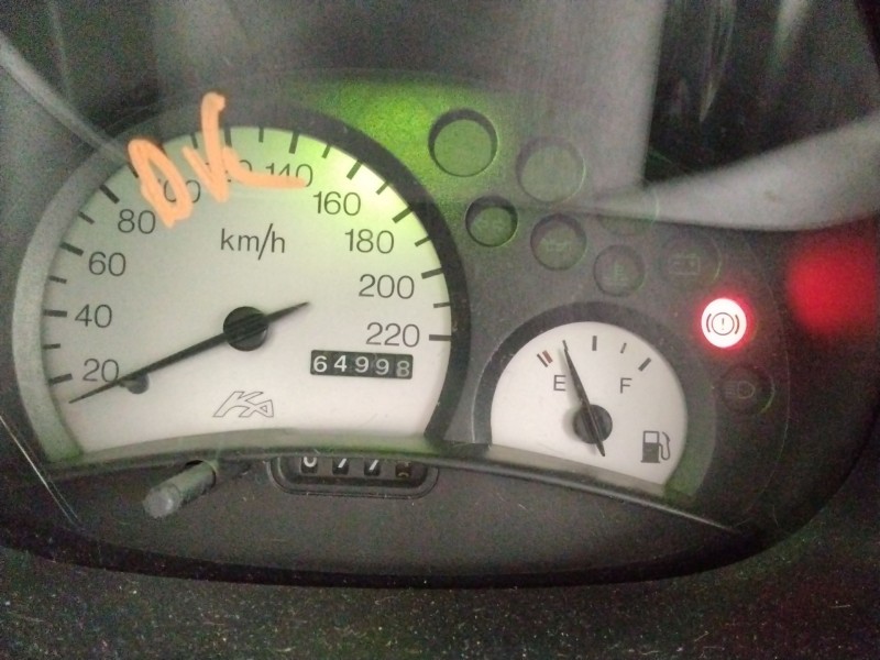 ford ka (rb_) del año 2001 ford ka (rb_) del año 2001
