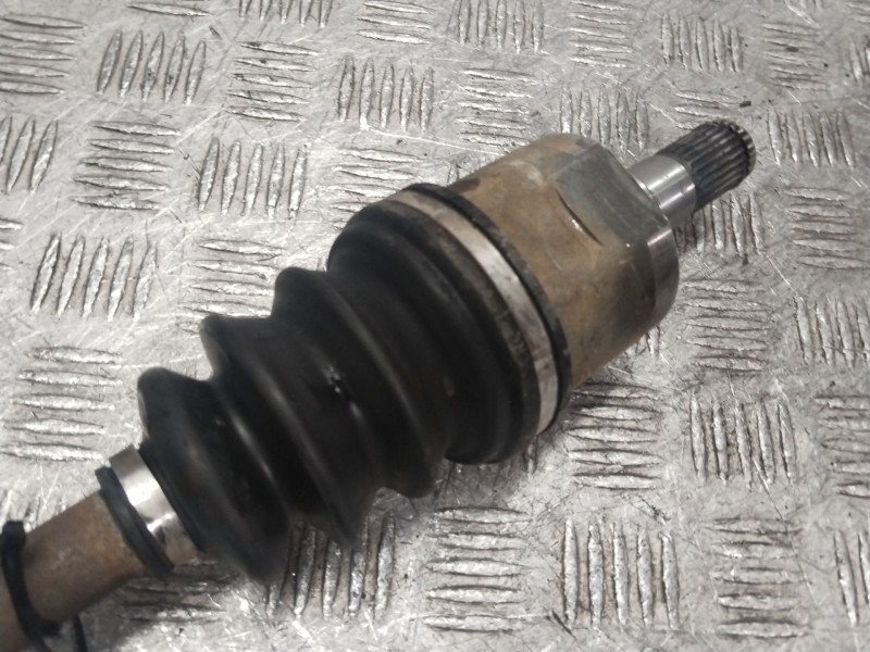 Recambio de transmision delantera izquierda para hyundai accent iii sedán (mc) 1.6 gls referencia OEM IAM 495001E010  
