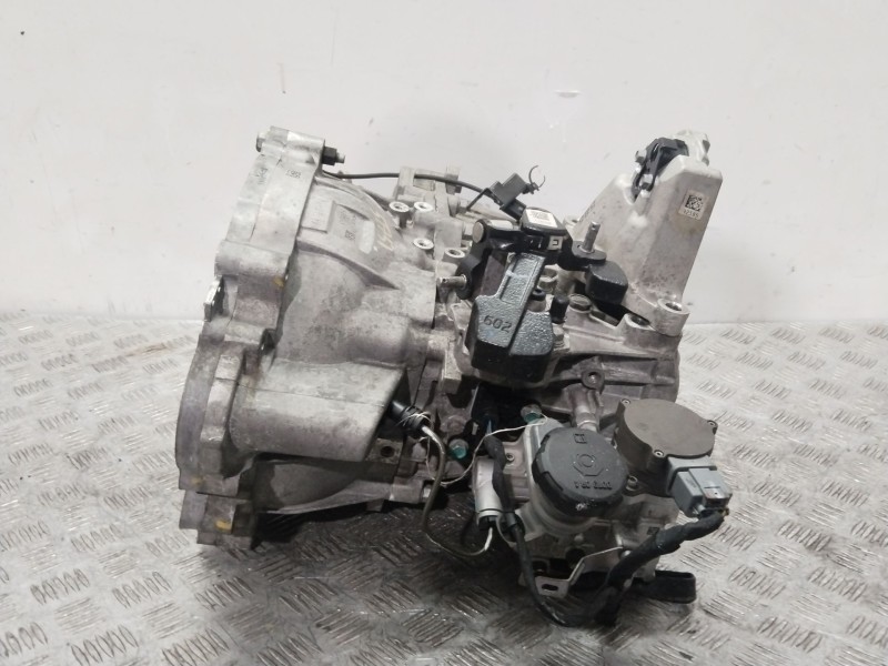 Recambio de caja cambios para kia ceed tourer (cd) 1.6 crdi 136 referencia OEM IAM 430B026033  WNJ6H