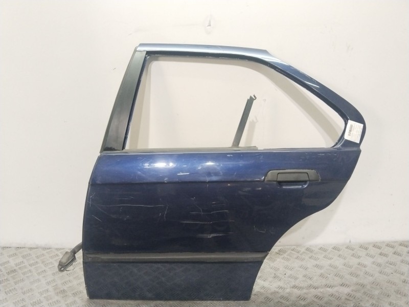 Recambio de puerta trasera izquierda para bmw serie 3 berlina (e36) 318i referencia OEM IAM 41528185427 AZUL  Recambio de puerta trasera izquierda para bmw serie 3 berlina (e36) 318i referencia OEM IAM 41528185427 AZUL