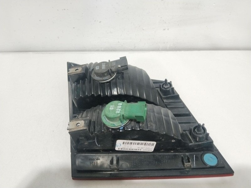 Recambio de piloto trasero derecho interior para dodge journey 2.0 crd referencia OEM IAM 04806368AF  04806368AC