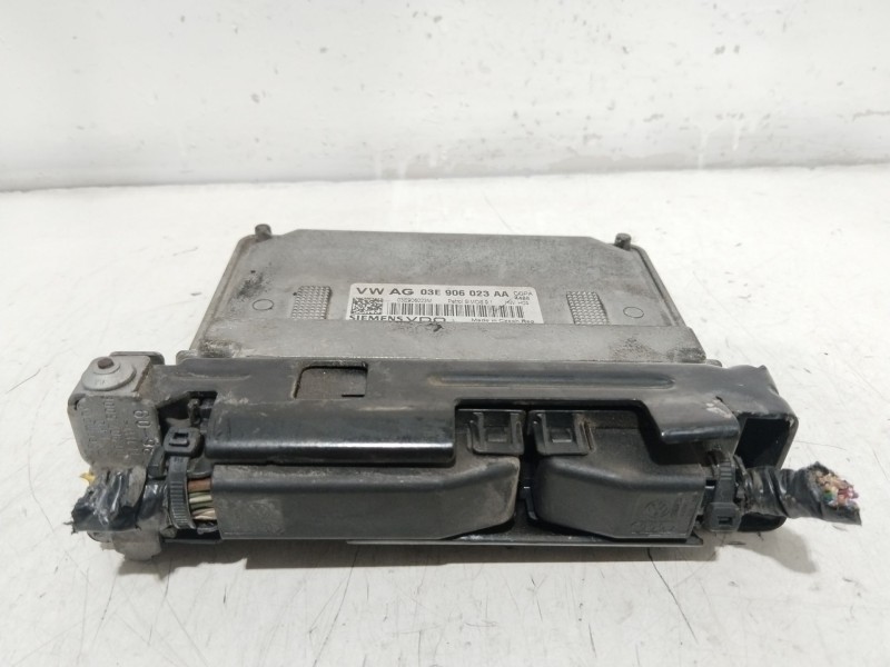 Recambio de centralita motor uce para seat ibiza iv (6j5, 6p1) 1.2 referencia OEM IAM 03E906023AA  