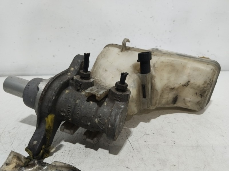 Recambio de bomba freno para fiat grande punto (199) 1.3 16v multijet active (55kw) referencia OEM IAM 4601J3  